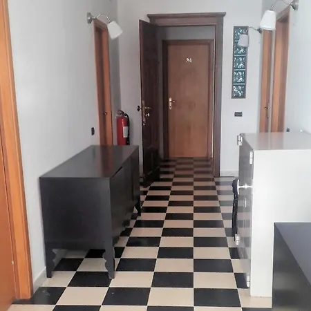 Mediterraneo Rooms Cecina