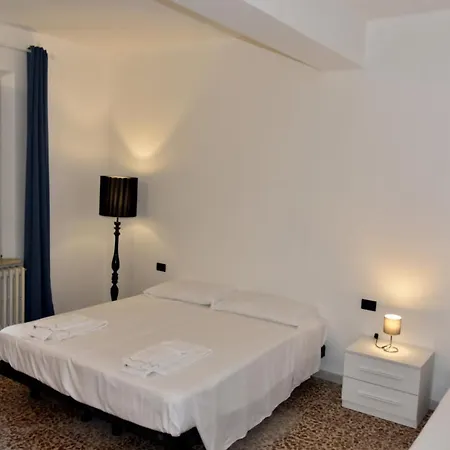Penzion Mediterraneo Rooms Cecina