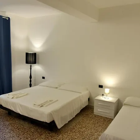 Penzion Mediterraneo Rooms Cecina Marina di Cecina